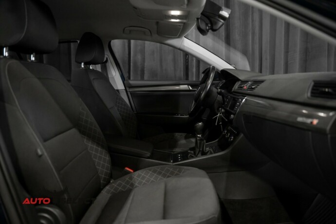 skoda-superb-bensin-2017-big-19