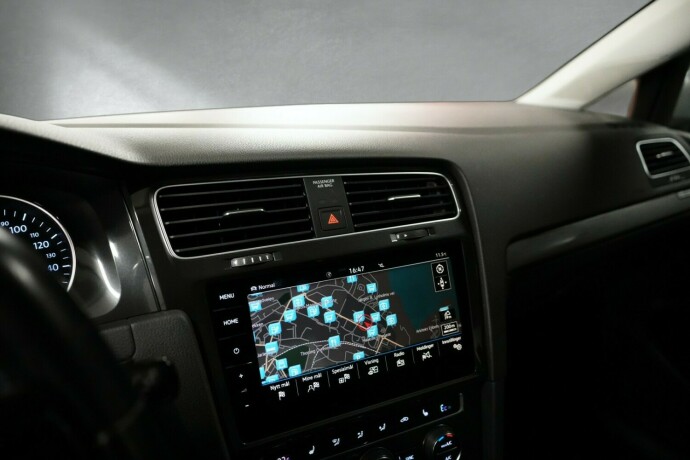 volkswagen-golf-elektrisitet-2019-big-13