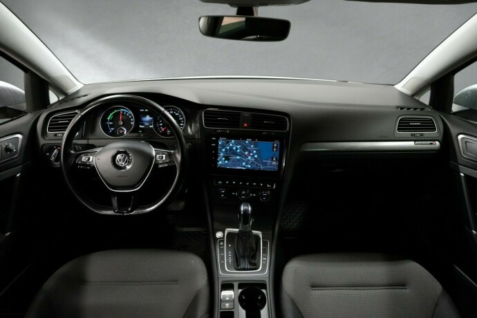 volkswagen-golf-elektrisitet-2019-big-10