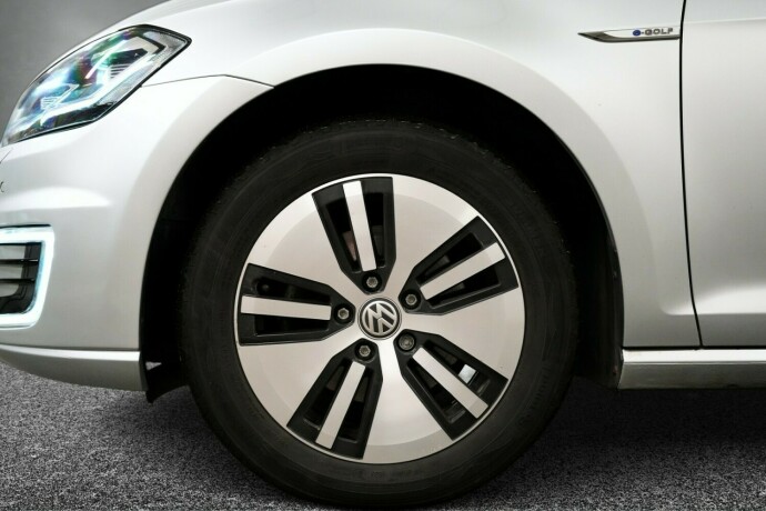 volkswagen-golf-elektrisitet-2019-big-19