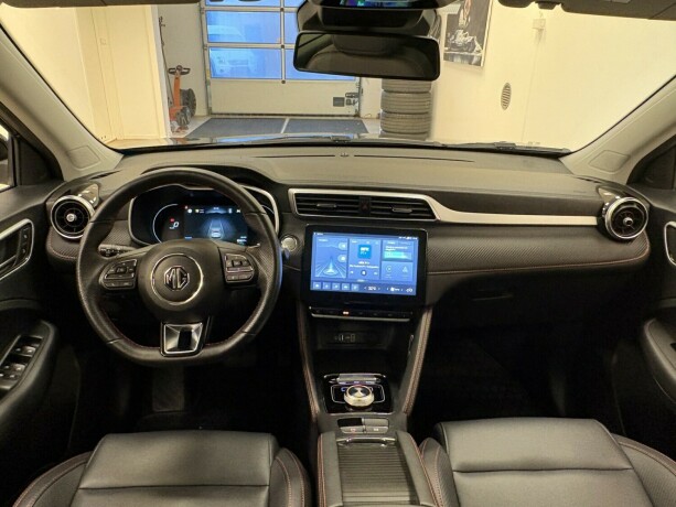 mg-zs-ev-elektrisitet-2022-big-13