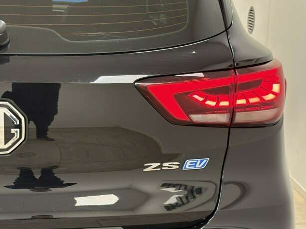 mg-zs-ev-elektrisitet-2022-big-7