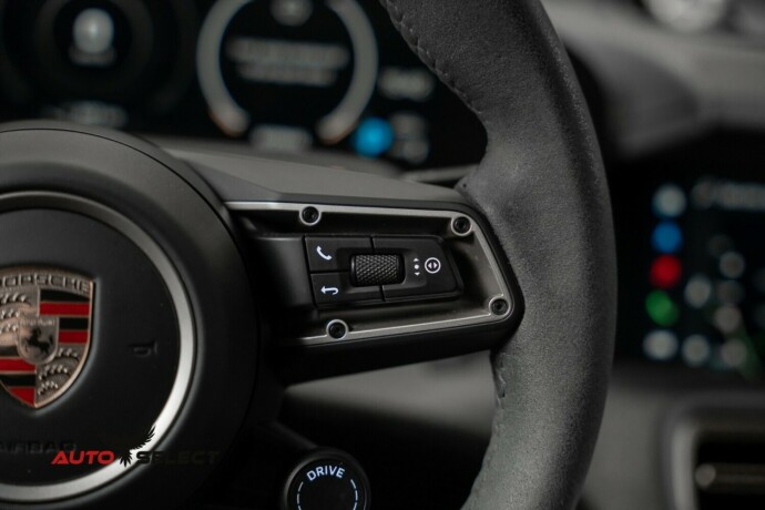 porsche-taycan-elektrisitet-2023-big-32