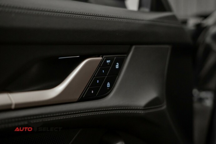 porsche-taycan-elektrisitet-2023-big-17