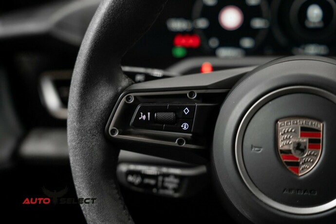 porsche-taycan-elektrisitet-2023-big-27