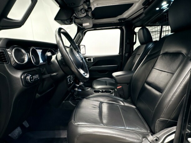 jeep-wrangler-diesel-2021-big-30