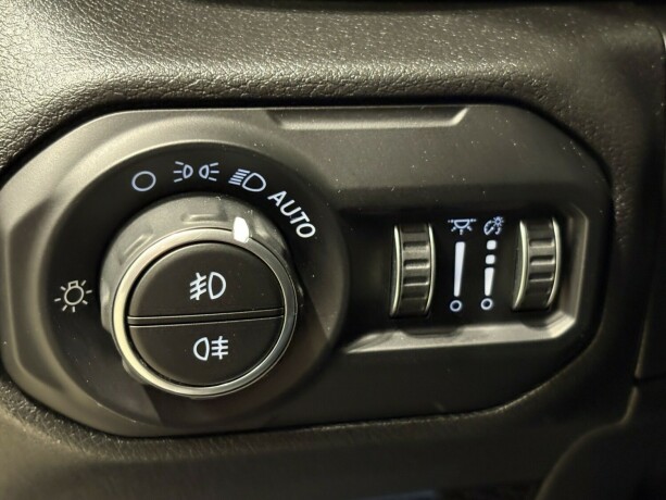 jeep-wrangler-diesel-2021-big-12