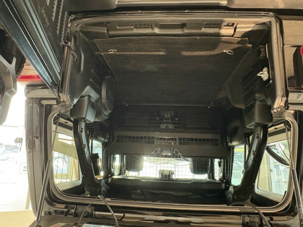 jeep-wrangler-diesel-2021-big-21