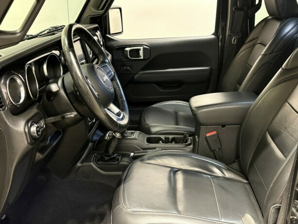 jeep-wrangler-diesel-2021-big-6