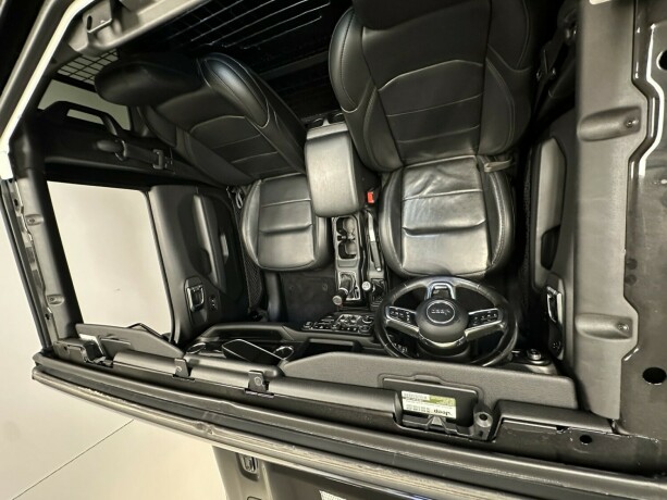 jeep-wrangler-diesel-2021-big-27