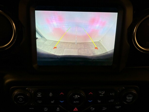 jeep-wrangler-diesel-2021-big-20