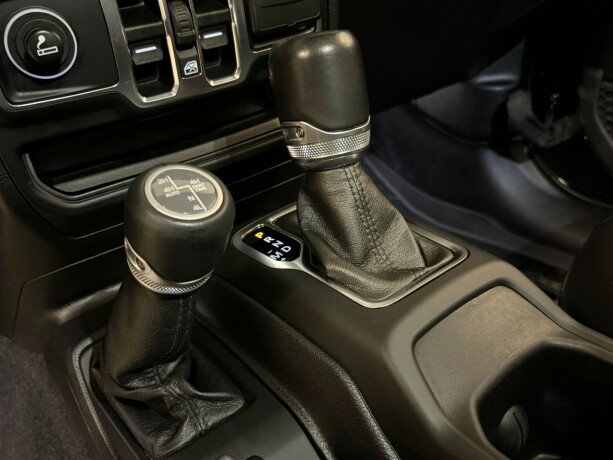 jeep-wrangler-diesel-2021-big-10