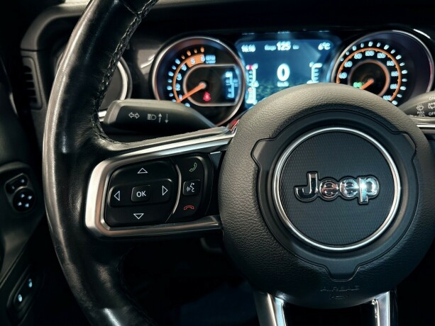 jeep-wrangler-diesel-2021-big-31