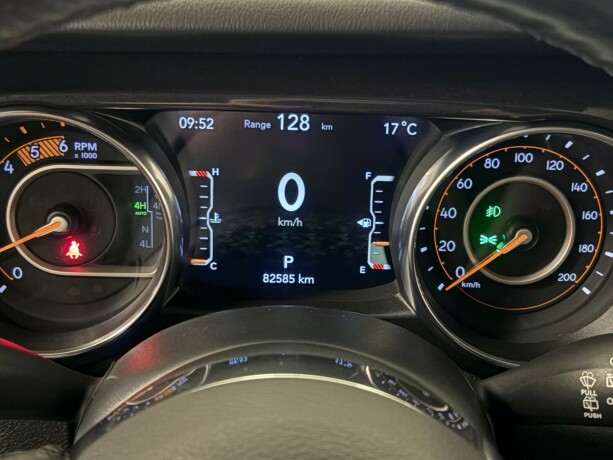 jeep-wrangler-diesel-2021-big-11