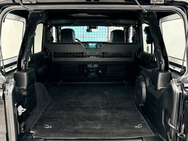 jeep-wrangler-diesel-2021-big-46