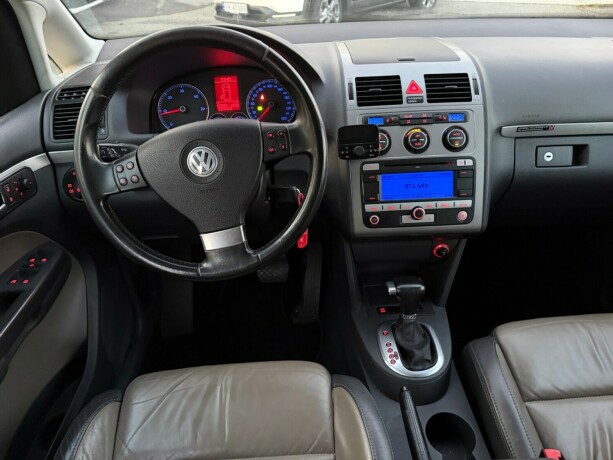 volkswagen-touran-diesel-2008-big-7