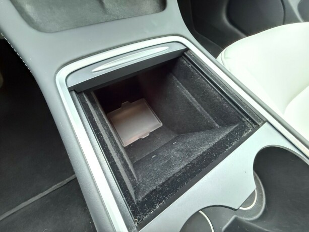 tesla-model-3-elektrisitet-2022-big-22