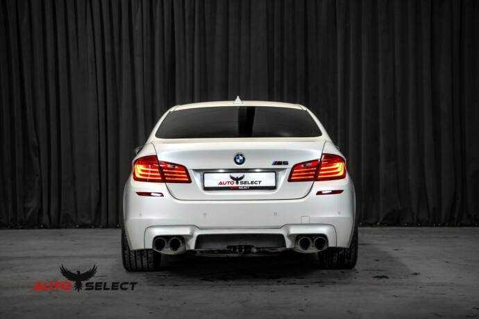 bmw-m5-bensin-2012-big-13