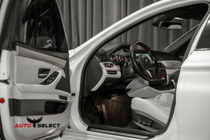 bmw-m5-bensin-2012-big-33