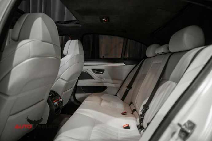 bmw-m5-bensin-2012-big-31