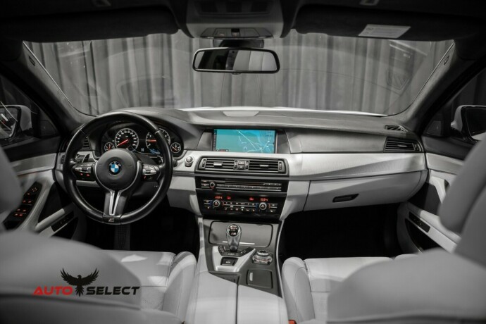 bmw-m5-bensin-2012-big-41