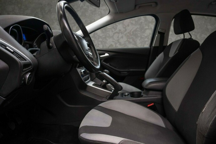 ford-focus-diesel-2011-big-16