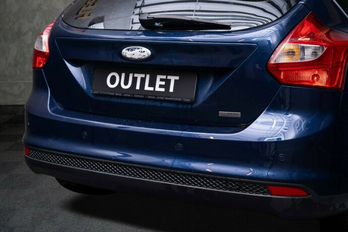 ford-focus-diesel-2011-big-7