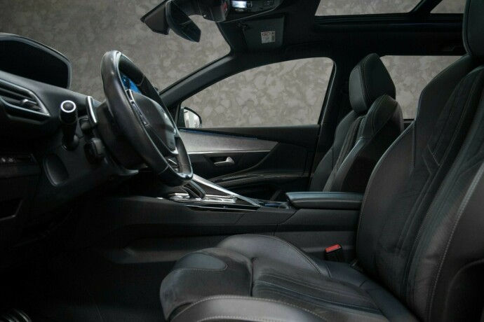 peugeot-5008-diesel-2021-big-23