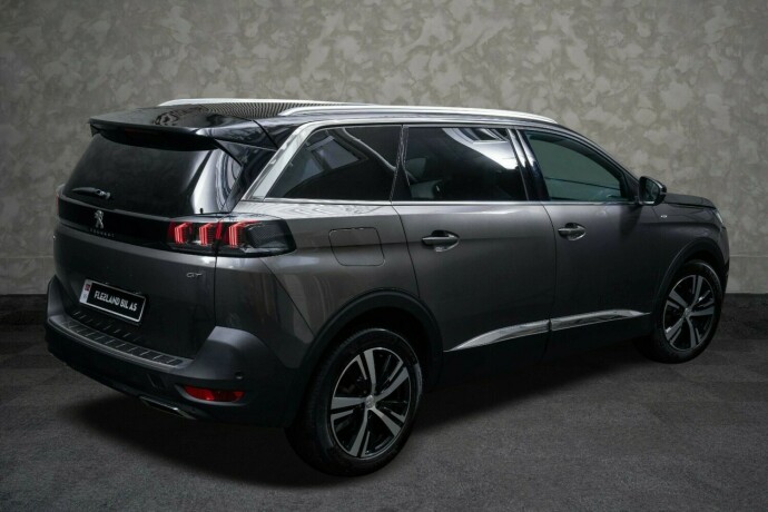 peugeot-5008-diesel-2021-big-11