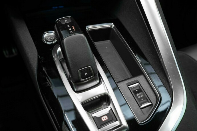 peugeot-5008-diesel-2021-big-18