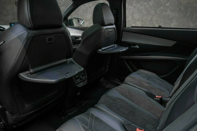 peugeot-5008-diesel-2021-big-28