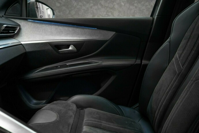 peugeot-5008-diesel-2021-big-17