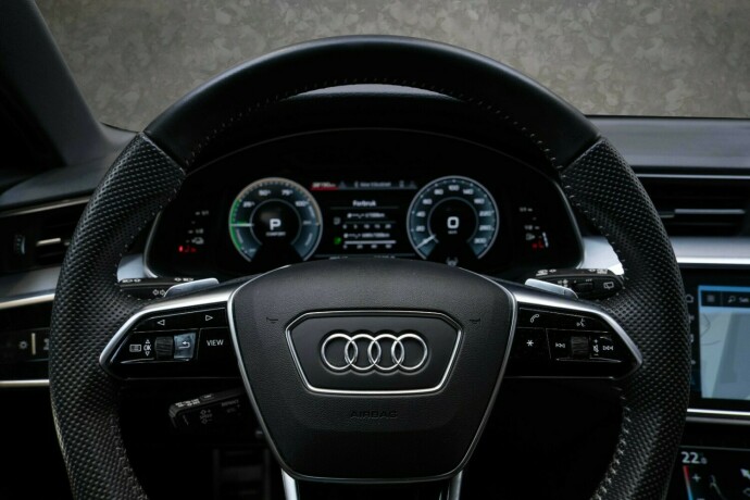 audi-a6-plug-in-petrol-2021-big-14