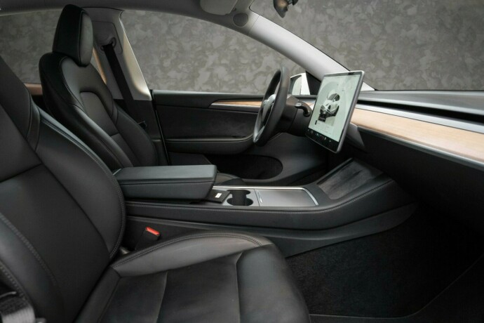 tesla-model-y-elektrisitet-2023-big-30