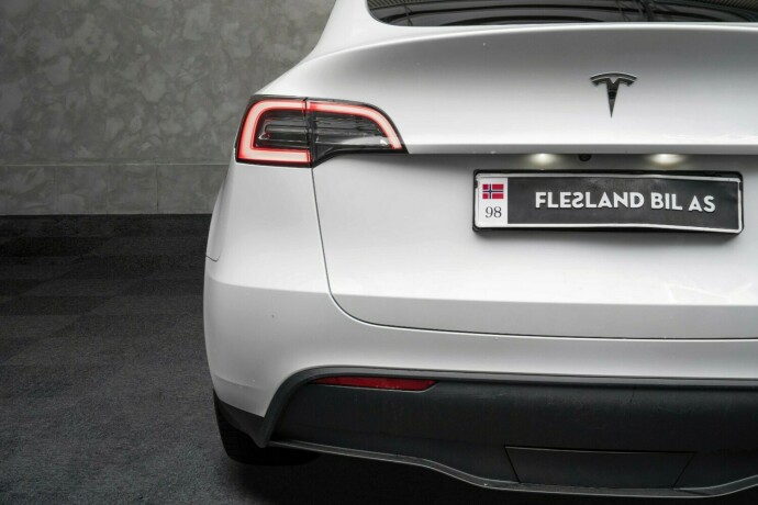 tesla-model-y-elektrisitet-2023-big-8