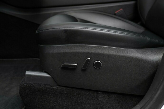 tesla-model-y-elektrisitet-2023-big-25