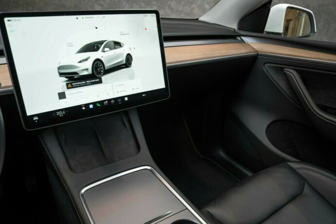 tesla-model-y-elektrisitet-2023-big-16