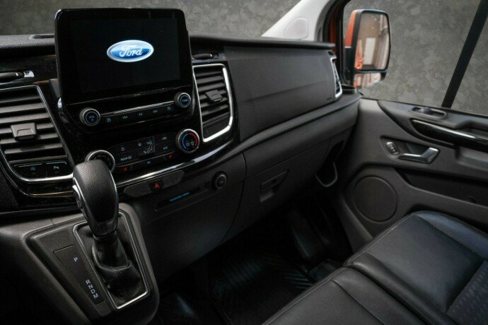 ford-transit-custom-diesel-2018-big-16