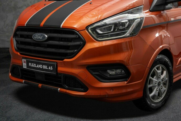 ford-transit-custom-diesel-2018-big-2