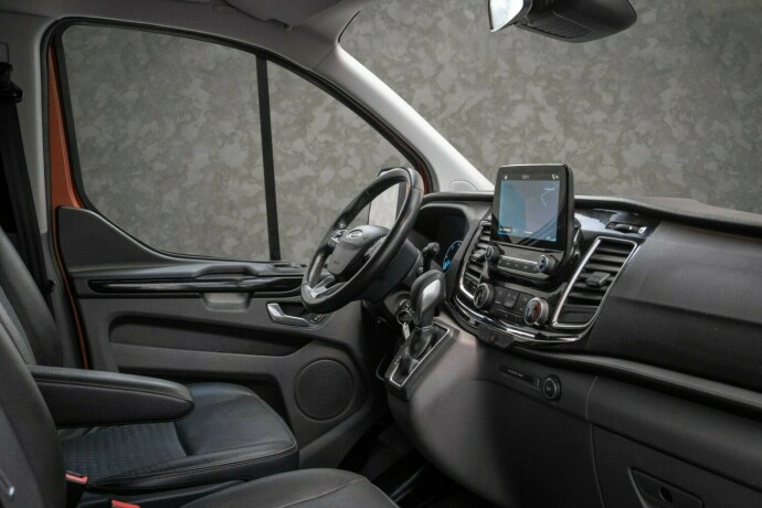 ford-transit-custom-diesel-2018-big-25