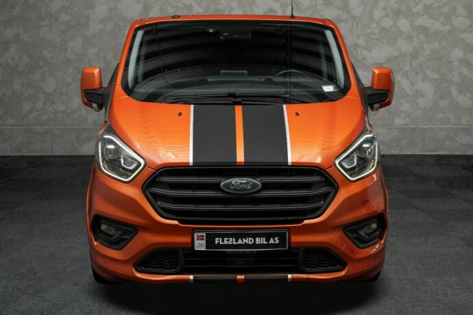 ford-transit-custom-diesel-2018-big-6