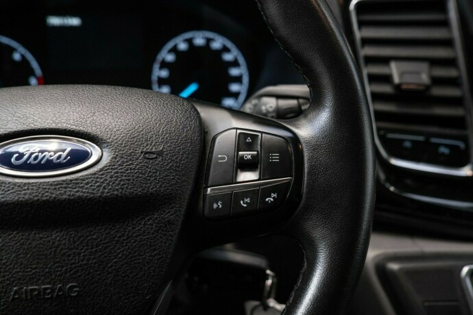 ford-transit-custom-diesel-2018-big-15