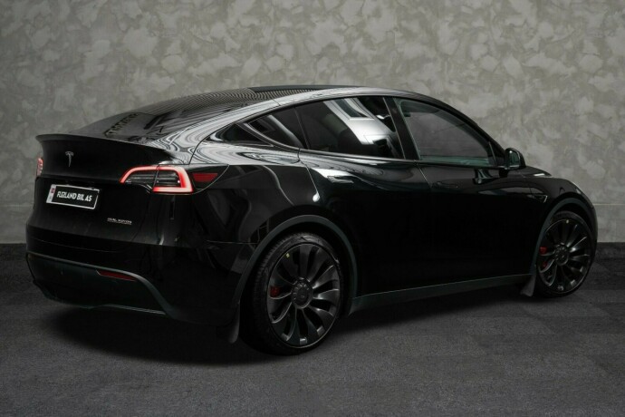 tesla-model-y-elektrisitet-2023-big-11