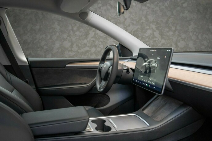 tesla-model-y-elektrisitet-2023-big-31