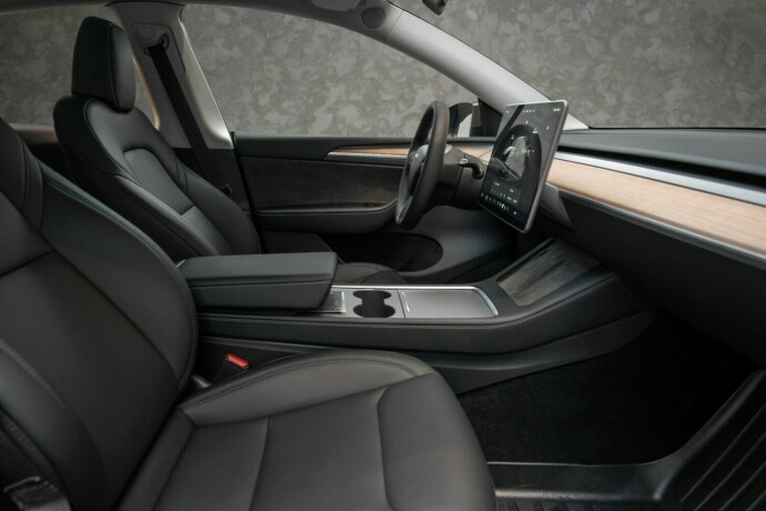 tesla-model-y-elektrisitet-2023-big-30