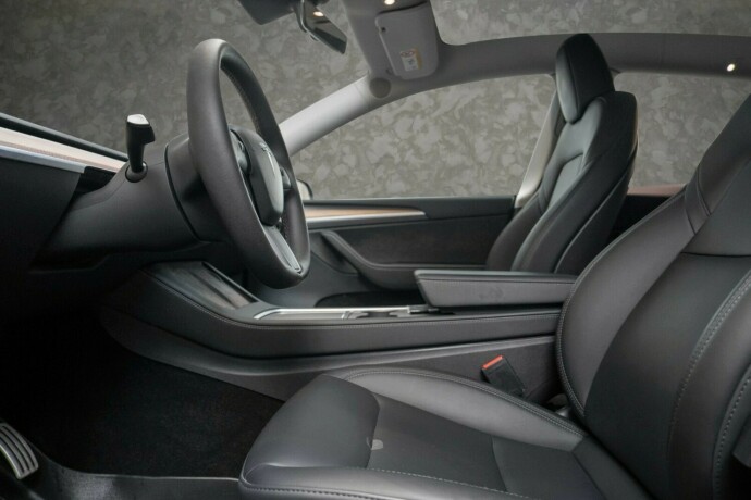 tesla-model-y-elektrisitet-2023-big-24