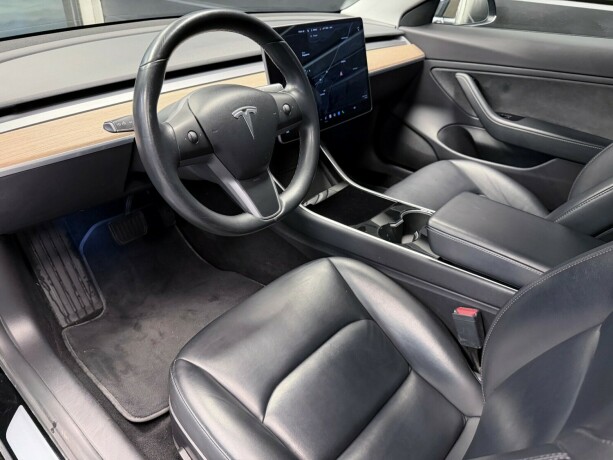 tesla-model-3-elektrisitet-2019-big-19