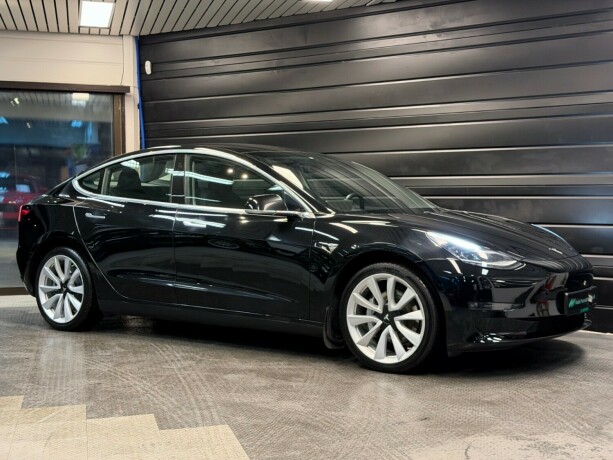 tesla-model-3-elektrisitet-2019-big-26