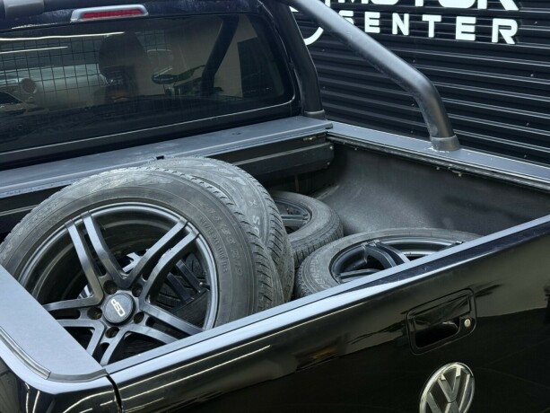 volkswagen-amarok-diesel-2016-big-29