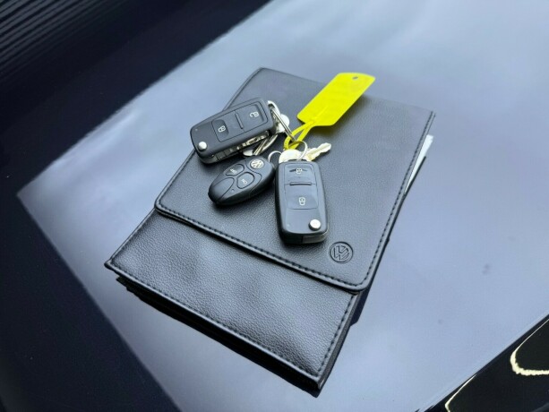 volkswagen-amarok-diesel-2016-big-31